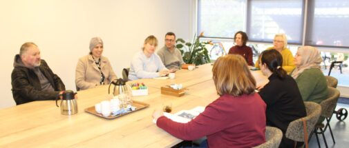 Taalclub met koffie op dinsdagochtend